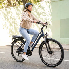 Urban 7 Pendler-E-Bike - 70 km Reichweite - Blau/Schwarz