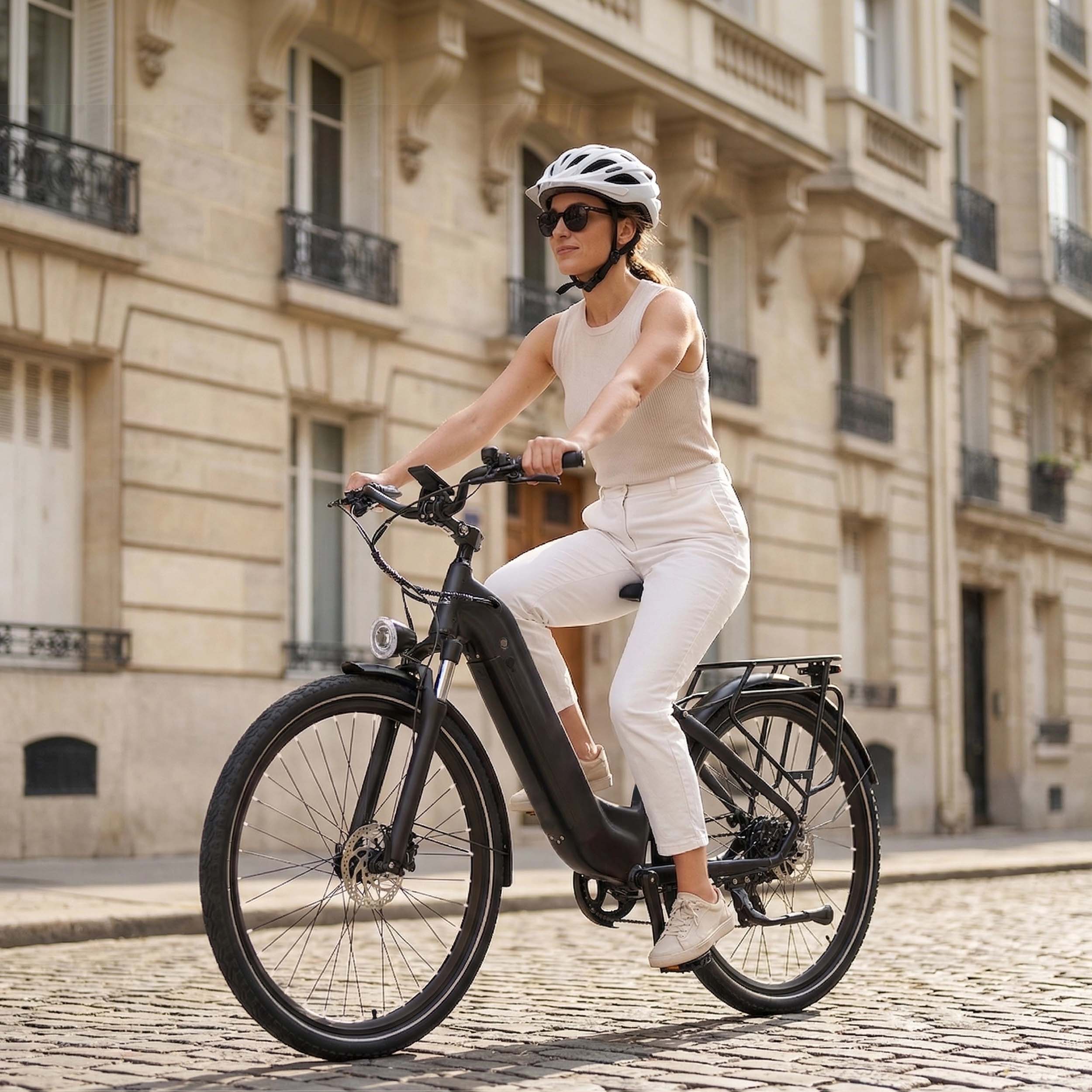 Marathon Long-Range City E-Bike - countryside lifestyle